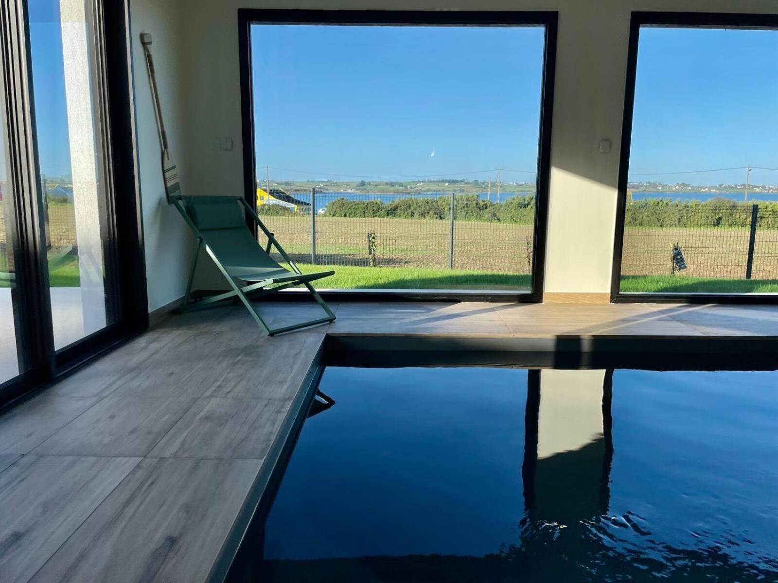 Magnifique Maison Vue Mer Avec Piscine Interieure Carantec Exterior photo