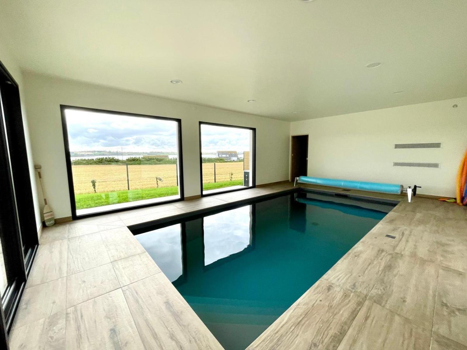 Magnifique Maison Vue Mer Avec Piscine Interieure Carantec Room photo