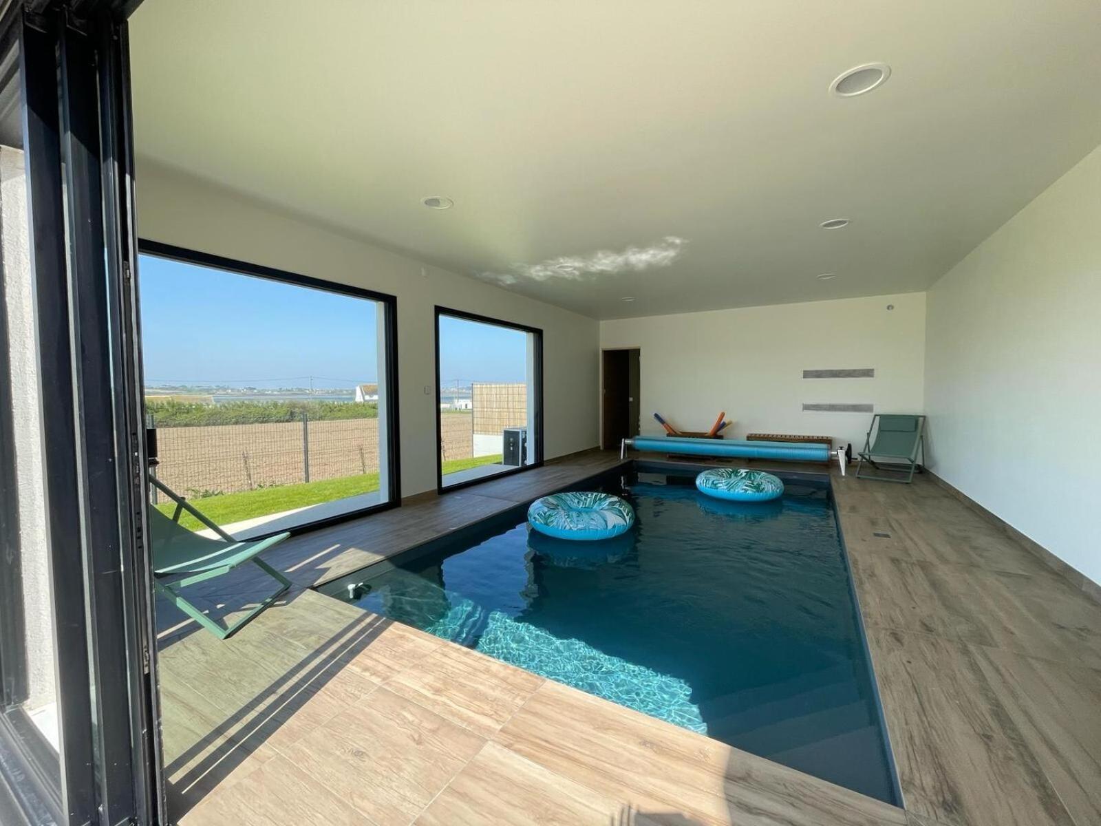 Magnifique Maison Vue Mer Avec Piscine Interieure Carantec Room photo