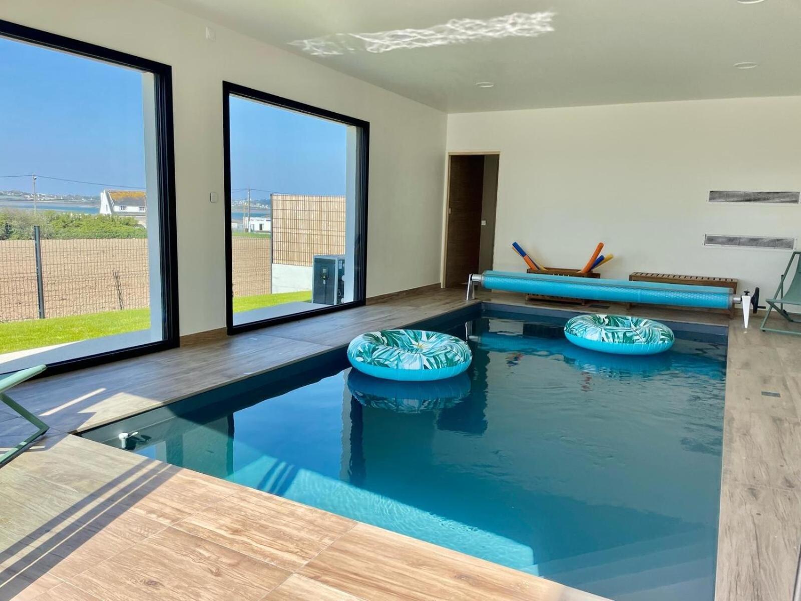 Magnifique Maison Vue Mer Avec Piscine Interieure Carantec Exterior photo